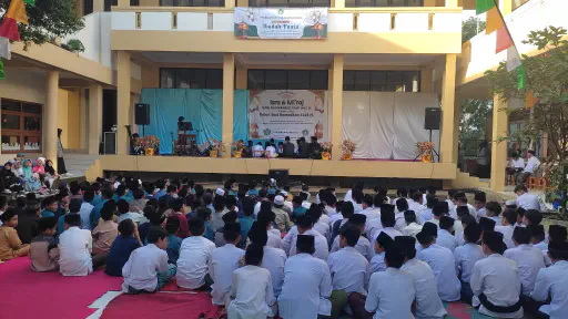 Perguruan Arrosyid Gelar Peringatan Isra Mi'raj Nabi Muhammad SAW