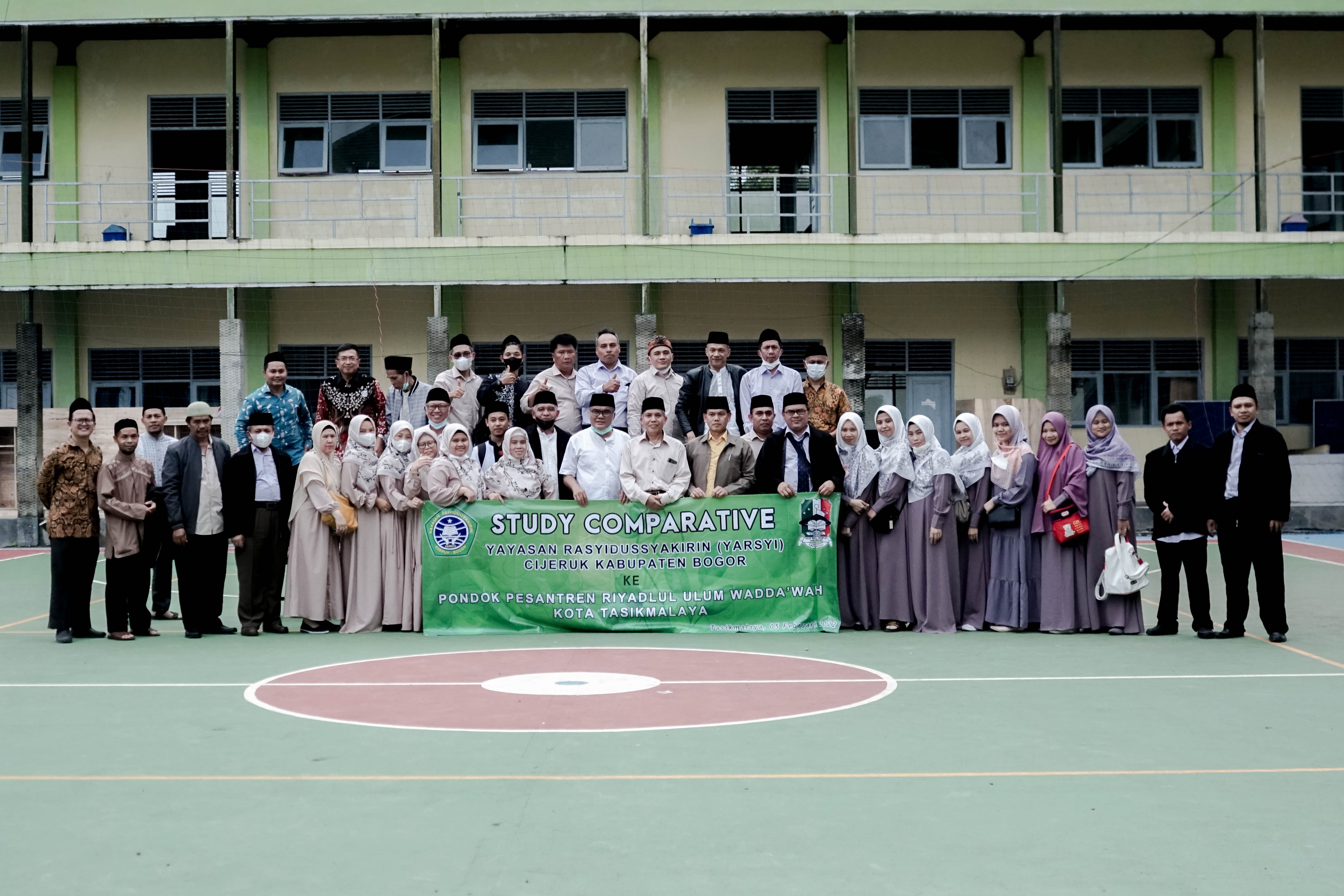 Belajar Dari Pesantren Riyadul Ulum Wadawah Condong Tasikmalaya